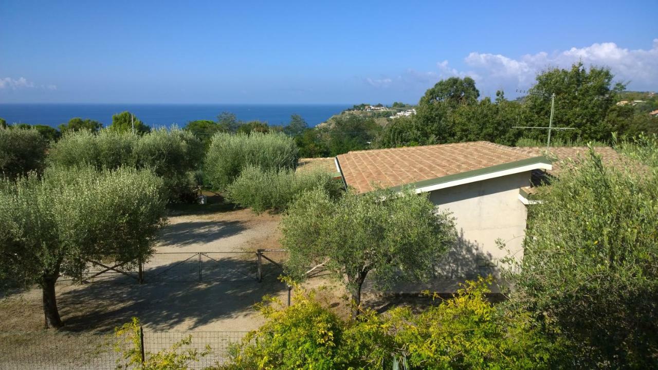 La Scogliera Del Capo Villa Santa Maria  Exterior photo